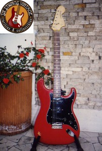 Fender Stratocaster 1979 Wine Lucite (2)